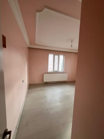 AFYON ÜÇOK EMLAKTAN FATİH MAH TEMİZ BAKIMLI 4+1 KİRALIK DAİRE 