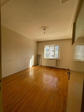 AFYON ÜÇOK EMLAKTAN MARAŞEL MAH SATILIK 3+1 DAİRE