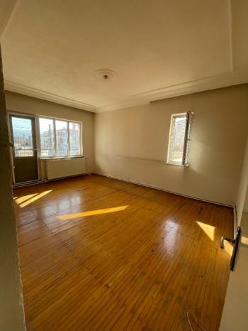 AFYON ÜÇOK EMLAKTAN MARAŞEL MAH SATILIK 3+1 DAİRE