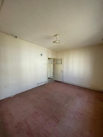 AFYON ÜÇOK EMLAKTAN MARAŞEL MAH SATILIK 3+1 DAİRE