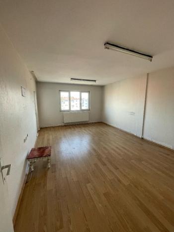 AFYON ÜÇOK EMLAKTAN HARBİŞ GAZİ MAH KİRALIK 3+1 DAİRE