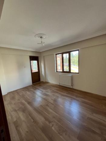 AFYON ÜÇOK EMLAKTAN HARBİŞ KOCATEPE MAHALLESİNDE SATILIK 4+1 DAİRE 