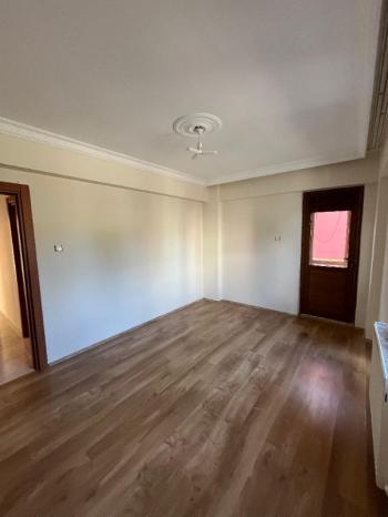 AFYON ÜÇOK EMLAKTAN HARBİŞ KOCATEPE MAHALLESİNDE SATILIK 4+1 DAİRE 