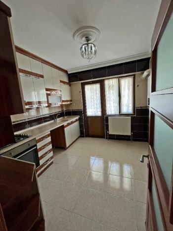 AFYON ÜÇOK EMLAKTAN HARBİŞ KOCATEPE MAHALLESİNDE SATILIK 4+1 DAİRE 