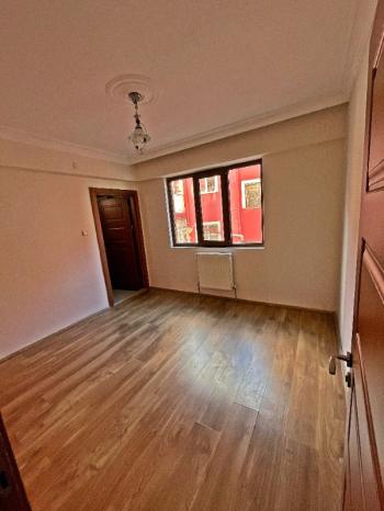 AFYON ÜÇOK EMLAKTAN HARBİŞ KOCATEPE MAHALLESİNDE SATILIK 4+1 DAİRE 