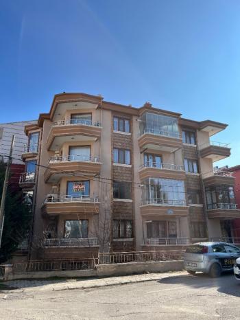 AFYON ÜÇOK EMLAKTAN HARBİŞ KOCATEPE MAHALLESİNDE SATILIK 4+1 DAİRE 