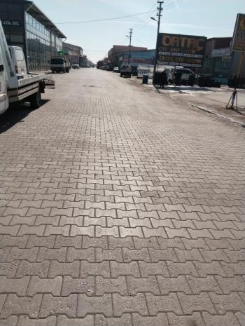 AFYON ÜÇOK EMLAKTAN 2. SANAYİ SİTESİNDE SATILIK 180M² DÜKKAN