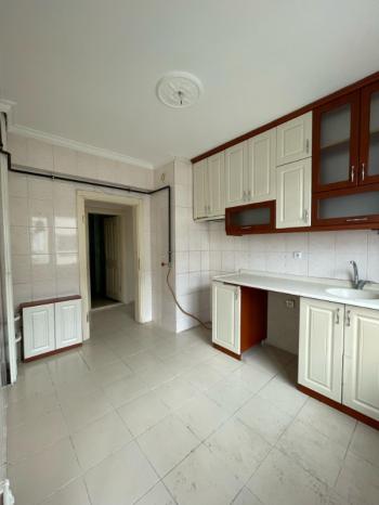 AFYON ÜÇOK EMLAKTAN MAREŞAL DE SATILIK 2+1 DAİRE