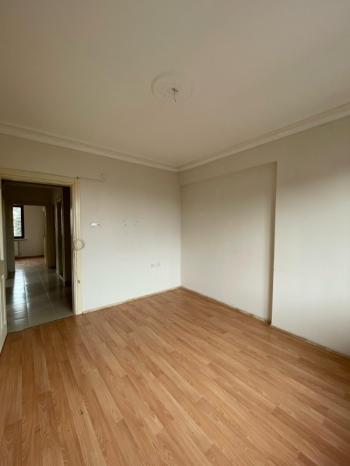 AFYON ÜÇOK EMLAKTAN MAREŞAL DE SATILIK 2+1 DAİRE