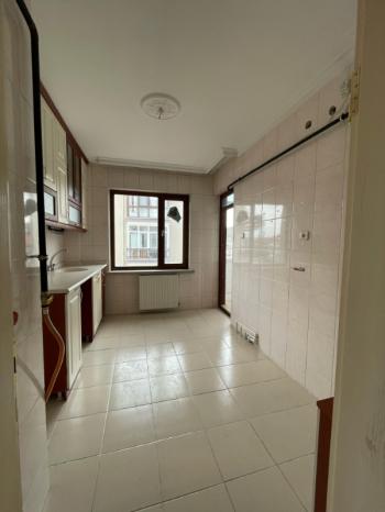 AFYON ÜÇOK EMLAKTAN MAREŞAL DE SATILIK 2+1 DAİRE