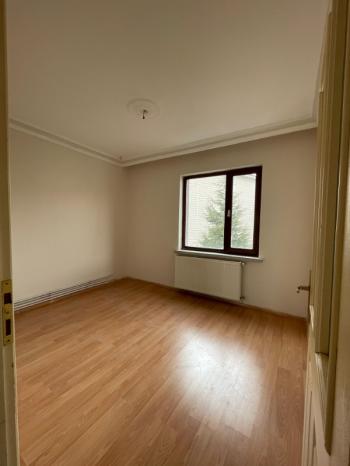 AFYON ÜÇOK EMLAKTAN MAREŞAL DE SATILIK 2+1 DAİRE