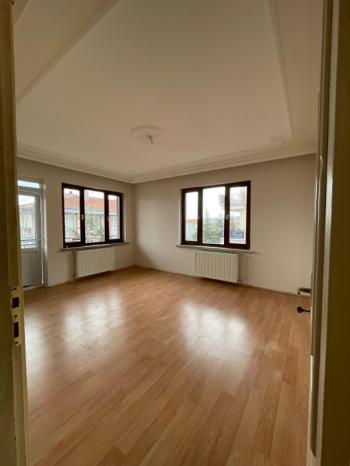 AFYON ÜÇOK EMLAKTAN MAREŞAL DE SATILIK 2+1 DAİRE