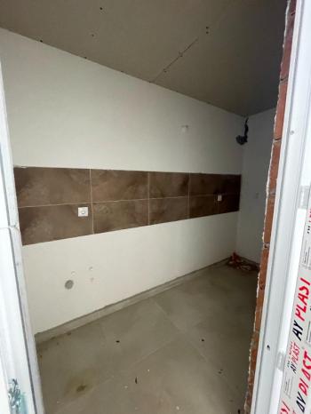 AFYON ÜÇOK EMLAKTAN BATTALGAZİ MAH SATILIK 140M² DÜKKANLAR