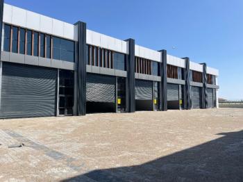 AFYON ÜÇOK EMLAKTAN BATTALGAZİ MAH SATILIK 140M² DÜKKANLAR
