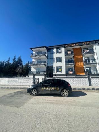 AFYON ÜÇOK EMLAKTAN MAREŞAL MAH DA SATILIK 3+1 SIFIR LÜKS DAİRE