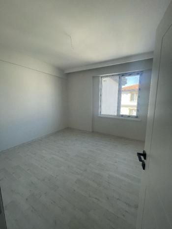 AFYON ÜÇOK EMLAKTAN MAREŞAL MAH DA SATILIK 3+1 SIFIR LÜKS DAİRE