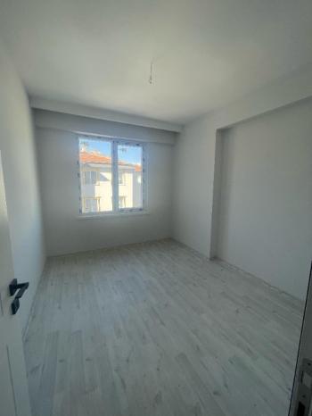 AFYON ÜÇOK EMLAKTAN MAREŞAL MAH DA SATILIK 3+1 SIFIR LÜKS DAİRE