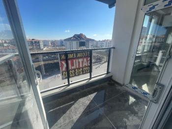 AFYON ÜÇOK EMLAKTAN MAREŞAL MAH DA SATILIK 3+1 SIFIR LÜKS DAİRE