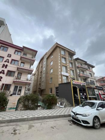 AFYON ÜÇOK EMLAKTAN ERENLER MAH 1+1 SATILIK DAİRE 