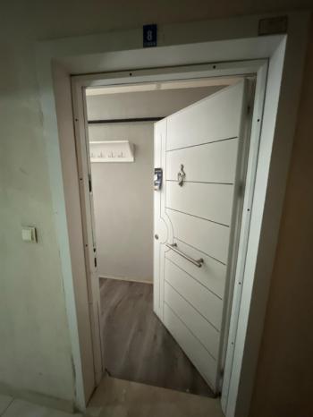 AFYON ÜÇOK EMLAKTAN ERENLER MAH 1+1 SATILIK DAİRE 
