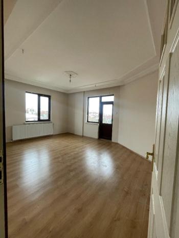 AFYON ÜÇOK EMLAKTAN KANLICA MAH. KİRALIK 3+1 DAİRE