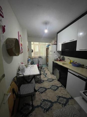 AFYON ÜÇOK EMLAKTAN KURTULUŞ CADDESİNDE SATILIK 2+1 TEMİZ BAKIMLI DAİRE