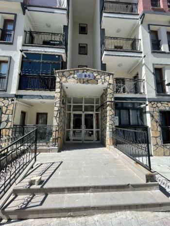 AFYON ÜÇOK EMLAKTAN ÇETİNKAYA TOKİ DE SATILIK 2+1 ARAKAT SIFIR AYARINDA DAİRE