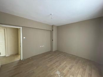 AFYON ÜÇOK EMLAKTAN DÖRTYOL MAH İNAZ DEPREM EVLERİNDE SATILIK 2+1 DAİRE