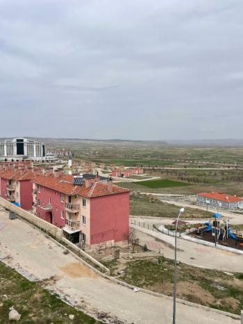 AFYON ÜÇOK EMLAKTAN DÖRTYOL MAH İNAZ DEPREM EVLERİNDE SATILIK 2+1 DAİRE