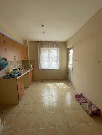 AFYON ÜÇOK EMLAKTAN DÖRTYOL MAH İNAZ DEPREM EVLERİNDE SATILIK 2+1 DAİRE