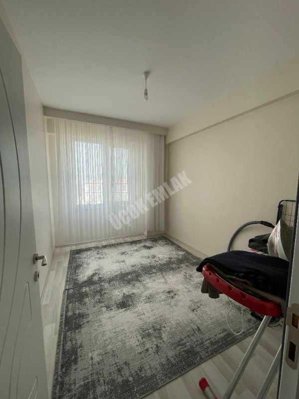 AFYON ÜÇOK EMLAKTAN ERKMEN CUMHURİYET MAH SATILIK 4+1 DAİRE