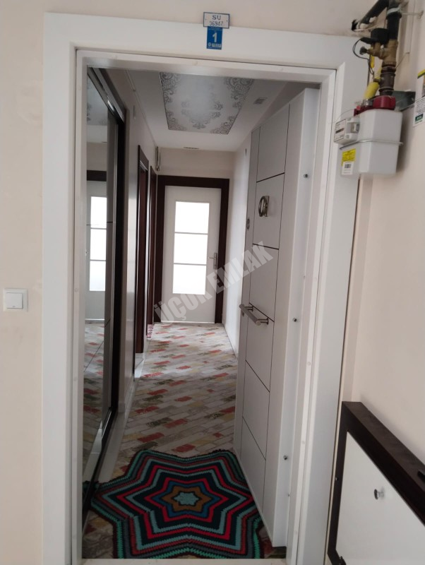 AFYON ÜÇOK EMLAKTAN VEYSEL KARANİ MAH SATILIK 2+1 DAİRE