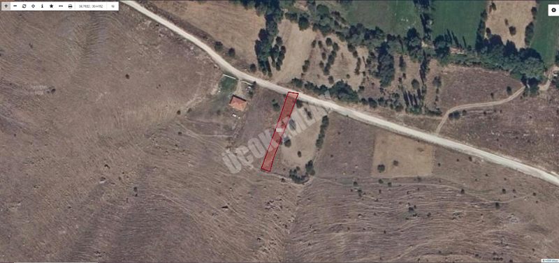 AFYON ÜÇOK EMLAKTAN SİNANPAŞA BOYALI KÖYÜNDE SATILIK M² FİYATINDAN TARLALAR