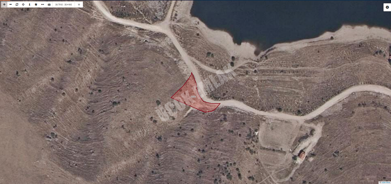 AFYON ÜÇOK EMLAKTAN SİNANPAŞA BOYALI KÖYÜNDE SATILIK M² FİYATINDAN TARLALAR