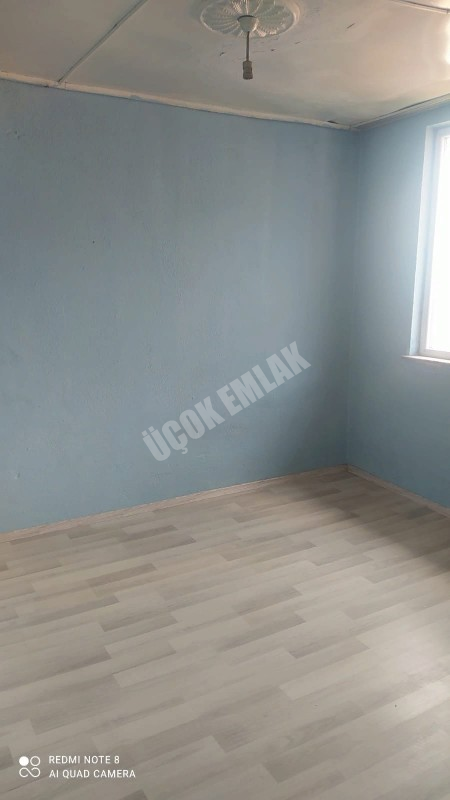 AFYON ÜÇOK EMLAKTAN TAŞPINAR MAH KİRALIK 2+1 DAİRE