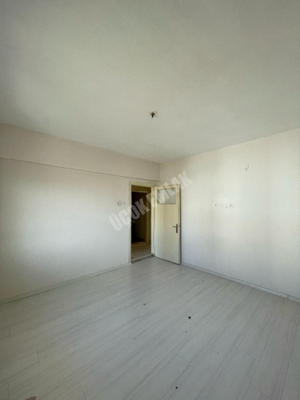 AFYON ÜÇOK EMLAKTAN MARAŞEL MAH SATILIK 3+1 DAİRE