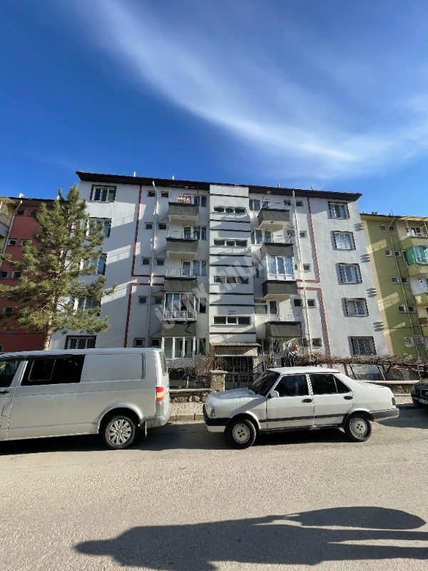 AFYON ÜÇOK EMLAKTAN HARBİŞ GAZİ MAH KİRALIK 3+1 DAİRE