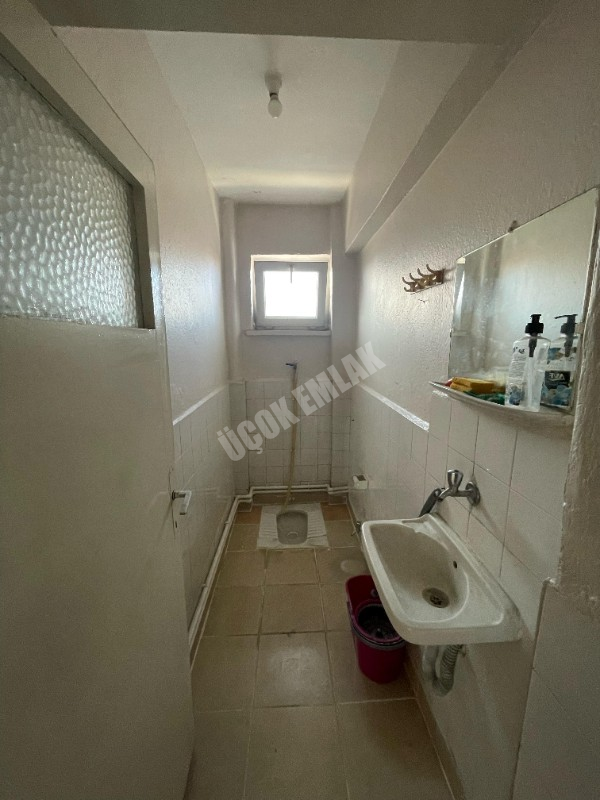 AFYON ÜÇOK EMLAKTAN HARBİŞ GAZİ MAH KİRALIK 3+1 DAİRE