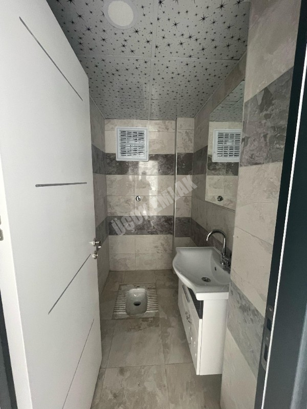 AFYON ÜÇOK EMLAKTAN KANLICA MAH SATILIK 3+1 SIFIR LÜKS DAİRELER