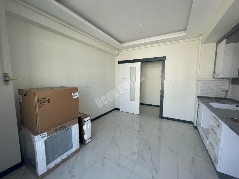 AFYON ÜÇOK EMLAKTAN KANLICA MAH SATILIK 4+1 SIFIR LÜKS DAİRELER