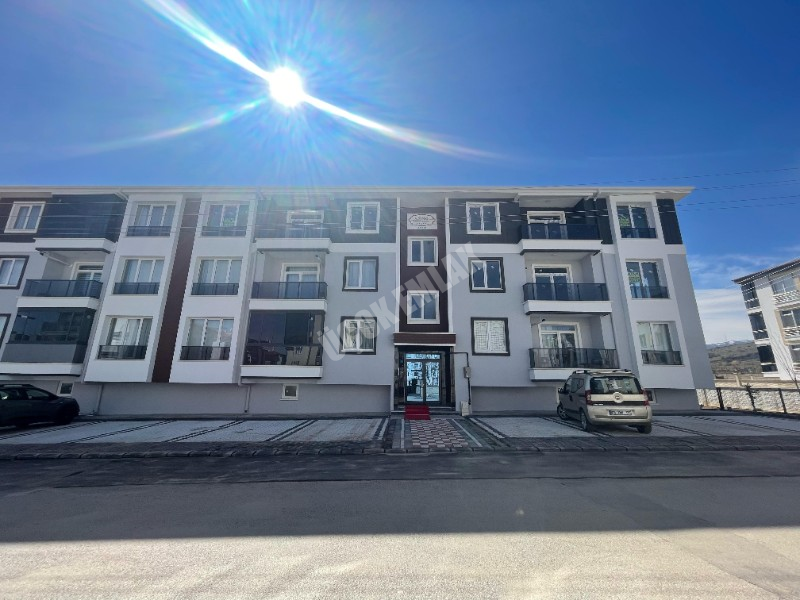 AFYON ÜÇOK EMLAKTAN KANLICA MAH SATILIK 4+1 SIFIR LÜKS DAİRELER
