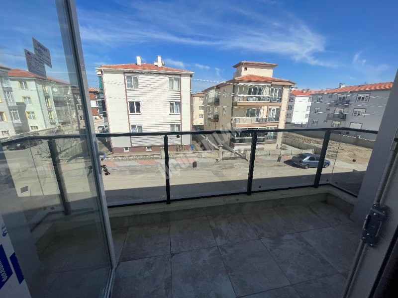 AFYON ÜÇOK EMLAKTAN KANLICA MAH SATILIK 4+1 SIFIR LÜKS DAİRELER