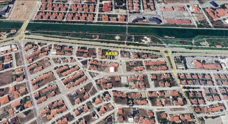 AFYON ÜÇOK EMLAKTAN OSMAN GAZİ MAH SATILIK 300M² ARSA