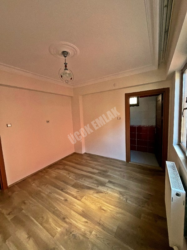 AFYON ÜÇOK EMLAKTAN HARBİŞ KOCATEPE MAHALLESİNDE SATILIK 4+1 DAİRE 