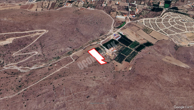 AFYON ÜÇOK EMLAKTAN ATAKÖY MAH SATILIK 2000M² TARLA 