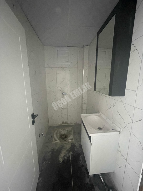 AFYON ÜÇOK EMLAKTAN MAREŞAL MAH DA SATILIK 3+1 SIFIR LÜKS DAİRE