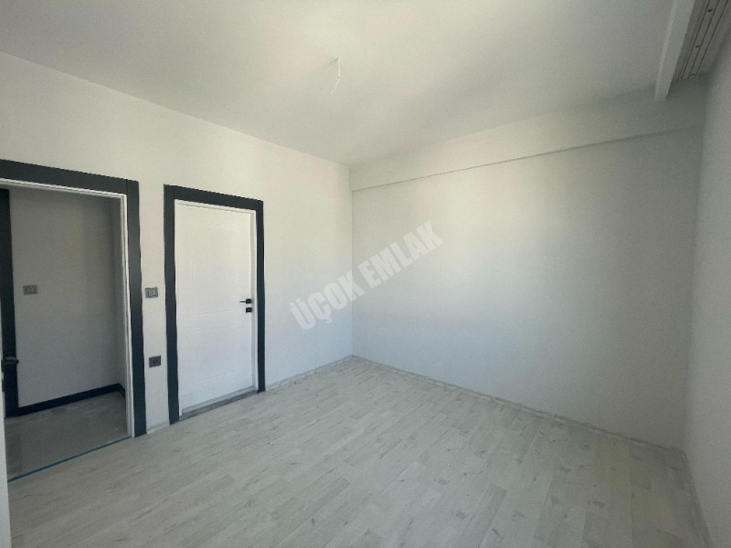 AFYON ÜÇOK EMLAKTAN MAREŞAL MAH DA SATILIK 3+1 SIFIR LÜKS DAİRE