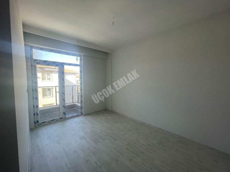 AFYON ÜÇOK EMLAKTAN MAREŞAL MAH DA SATILIK 3+1 SIFIR LÜKS DAİRE