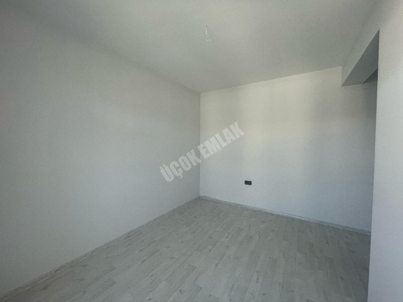 AFYON ÜÇOK EMLAKTAN MAREŞAL MAH DA SATILIK 3+1 SIFIR LÜKS DAİRE