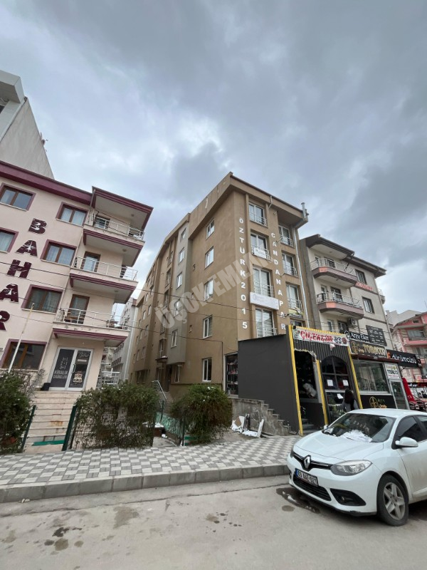 AFYON ÜÇOK EMLAKTAN ERENLER MAH 1+1 SATILIK DAİRE 